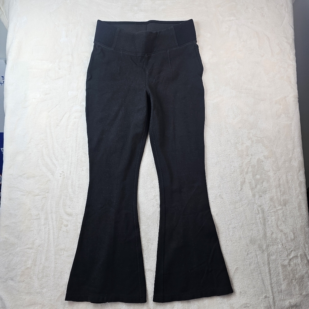 Kit & Ace Flare Pants Women’s 6 Leggings Black Spandex Stretch Workout
